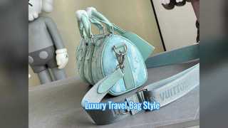 กระเป๋าเดินทาง Gucci Monogram สไตล์หรูหรา