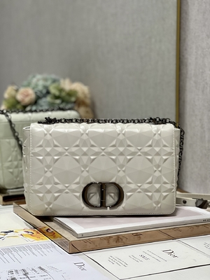 CHRISTIAN DIOR กระเป๋าสะพายข้างขนาดเล็ก กระเป๋าถือ ยี่ห้อ CARO M9241 BANK 030