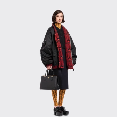 กระเป๋าสุภาพสตรี Prada Saffiano หนัง Galleria ขนาดกลางขนาดใหญ่