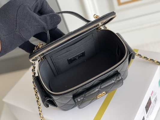 หนังแกะ กระเป๋าแบรนด์สั่งทำ Chanel 22K Vanity Case Multi Pocket