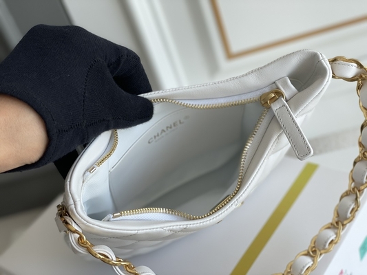 Chanel AS3562 Small Hobo Armpit Hippie Tote Bag กระเป๋าสะพาย 2022 ฤดูใบไม้ร่วงฤดูหนาว