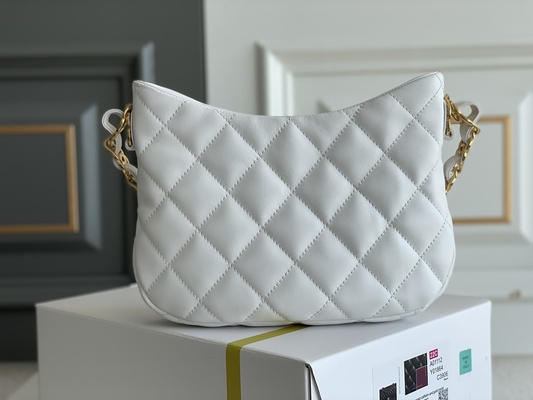 Chanel AS3562 Small Hobo Armpit Hippie Tote Bag กระเป๋าสะพาย 2022 ฤดูใบไม้ร่วงฤดูหนาว