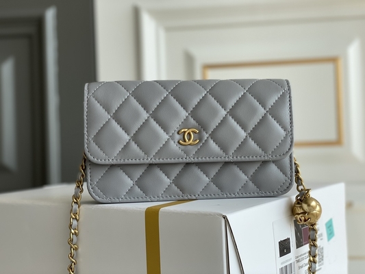 กระเป๋าสตางค์ Mini Coco Chanel WOC กระเป๋าคลัทช์สีดำบนสายโซ่ CF20