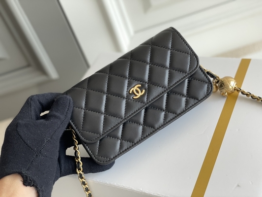 กระเป๋าสตางค์ Mini Coco Chanel WOC กระเป๋าคลัทช์สีดำบนสายโซ่ CF20