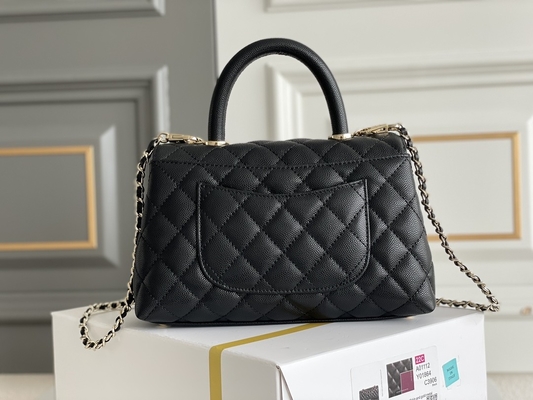 ***กระเป๋าสุภาพสตรีเย็บขอบแบรนด์ Lambskin Chanel Trapezoid Bag