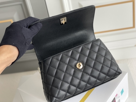 ***กระเป๋าสุภาพสตรีเย็บขอบแบรนด์ Lambskin Chanel Trapezoid Bag