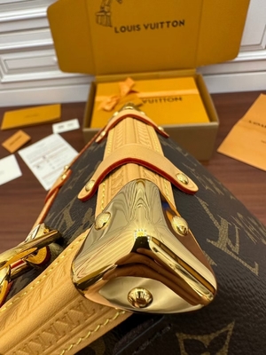 ผ้าใบ Presbyopic สีน้ำตาล Louis Vuitton LV Side Trunk Monogram PM Bag Suitcase