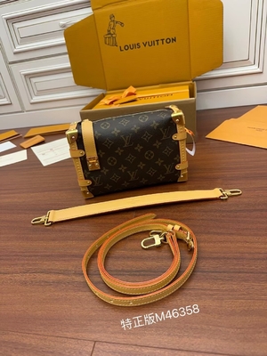 ผ้าใบ Presbyopic สีน้ำตาล Louis Vuitton LV Side Trunk Monogram PM Bag Suitcase