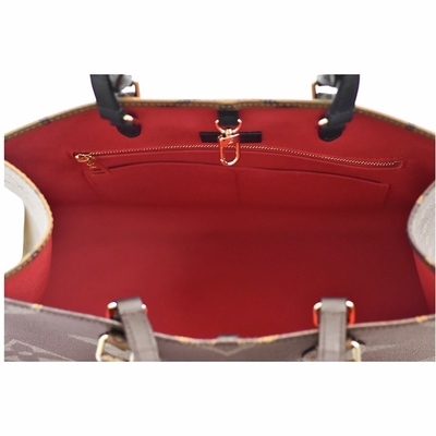 Reverse Canvas Designer Monogram Bag OnTheGo MM Louis Vuitton กระเป๋าช้อปปิ้ง