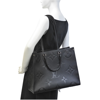 กระเป๋าผู้ชายแบรนด์ดีไซเนอร์ Louis Vuitton M44925 OnTheGo GM Monogram
