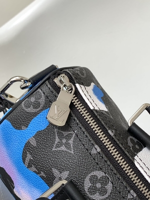 Sunrise Monogram Eclipse Branded Messenger Bag LV Keepall Bandoulière 25 ห้องพร้อมวิว