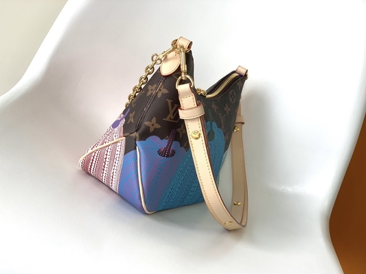 กระเป๋า Monogram LV Boulogne ผ้าแคนวาสเคลือบพิมพ์ลายฟักทอง