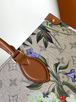 OnTheGo MM Mini กระเป๋าสะพายข้าง Branded M81724 Floral Pattern Silver Coated Canvas