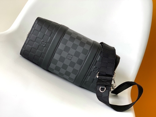 บุรุษแบรนด์เนม LV Keepall BandoulièRe 25 Checkerboard Messenger Bag