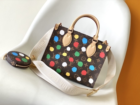 LV X Yayoi กระเป๋าแบรนด์เนมมือสอง Kusama OnTheGoMM Monogram Multicolor