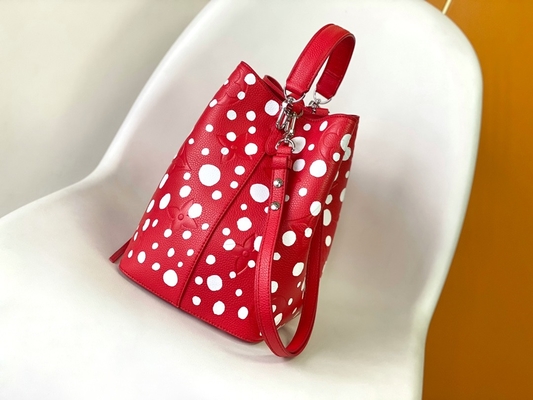 สุภาพสตรี สีขาว สีดำ NéOnoé MM Louis Vuitton Yayoi Kusama กระเป๋าถือ