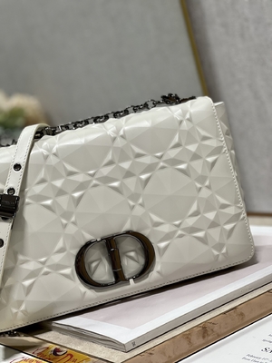 CHRISTIAN DIOR กระเป๋าสะพายข้างขนาดเล็ก กระเป๋าถือ ยี่ห้อ CARO M9241 BANK 030