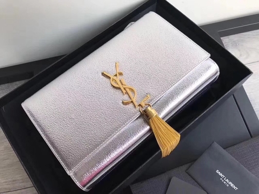สายปรับได้ Polyester Saint Laurent YSL Woc Bag With Zipper Closure Silver