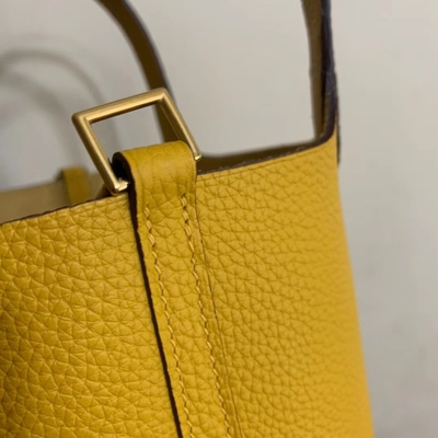กระเป๋าถือสุภาพสตรี Hermes Branded Jaune Ambre Picotin Lock PM Clemence Leather Soleil
