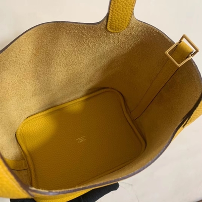 กระเป๋าถือสุภาพสตรี Hermes Branded Jaune Ambre Picotin Lock PM Clemence Leather Soleil