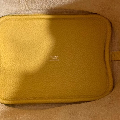 กระเป๋าถือสุภาพสตรี Hermes Branded Jaune Ambre Picotin Lock PM Clemence Leather Soleil