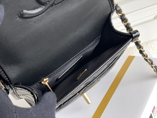Chanel 22 Mini Designer Purses โซ่ทองสะกดสีดำพร้อมแผ่นพับ