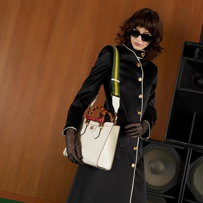 กระเป๋าแบรนด์ Gucci Princess Diana แบบกำหนดเองสีขาวมันวาว