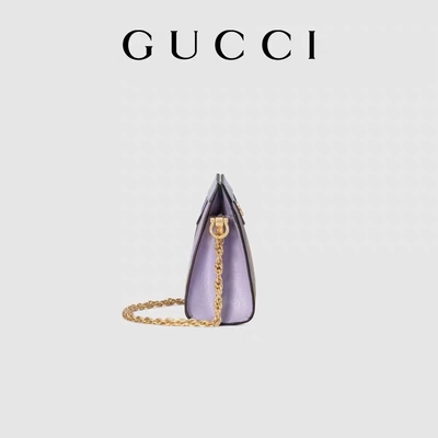 กระเป๋าแบรนด์เนมขนาดกลาง Gucci Interlocking WOC Chain Bag