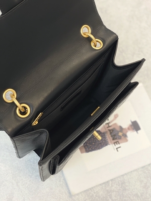 2023 SS Chanel Woc กระเป๋าคลัตช์แบบมีซิป Casual Street Style