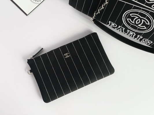 กระเป๋าแบรนด์สั่งทำขนาดใหญ่ Cotton Calfskin Chanel 2.55 กระเป๋าถือ Metalblack And White