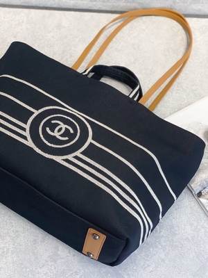 ODM เย็บปักถักร้อย Chanel กระเป๋าสะพายไหล่ 2 ทาง 32x13x24