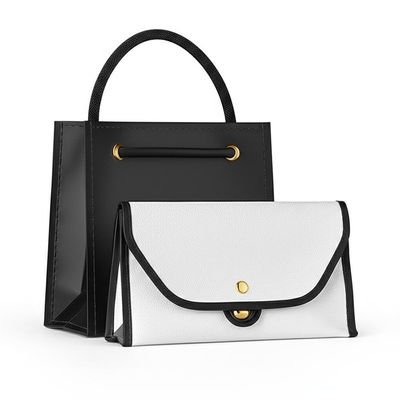 บรรจุภัณฑ์ระดับมืออาชีพพร้อมถุงของขวัญพิมพ์ลาย Pochette To-Go และป้าย Rivet Iconic